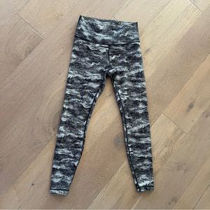 Lululemon high waisted leggings size 8